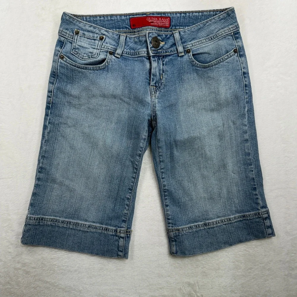 Guess Jeans 28 Bermuda Jorts Shorts Denim Grunge Stretch Cuffed Medium Wash Blue